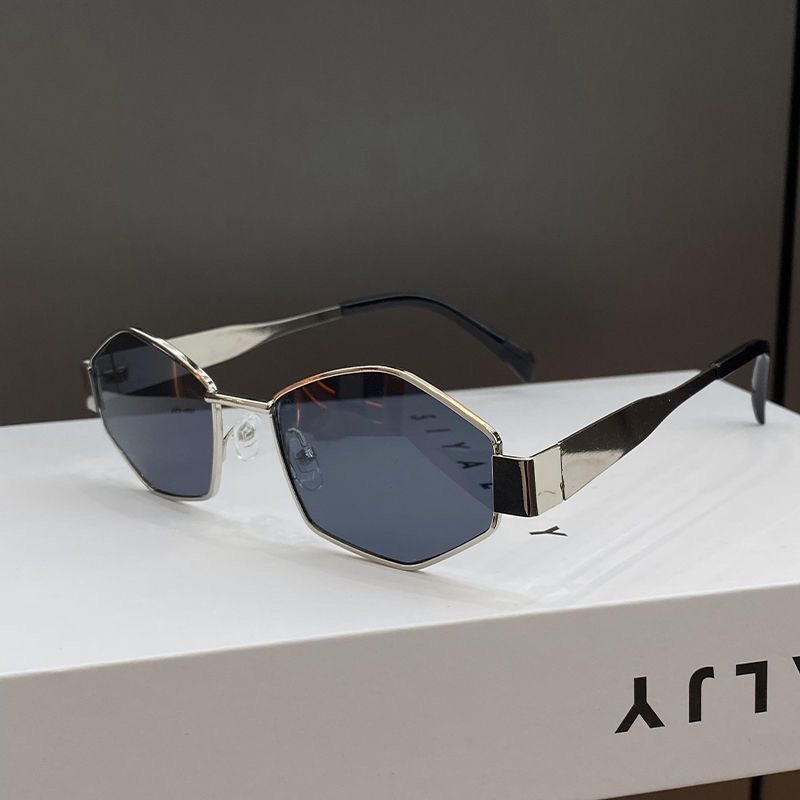 European and American modern retro rhizome high-level metal sunglasses